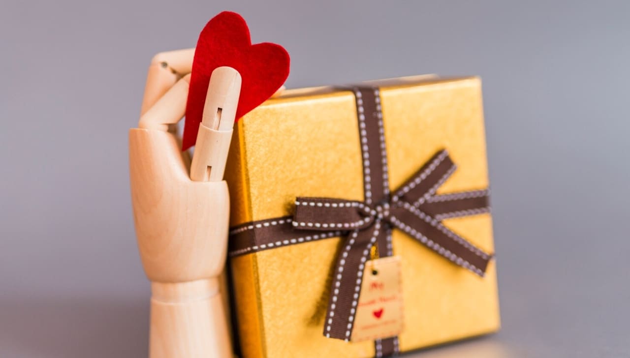 упаковка 14 февраля для маркетплейсов